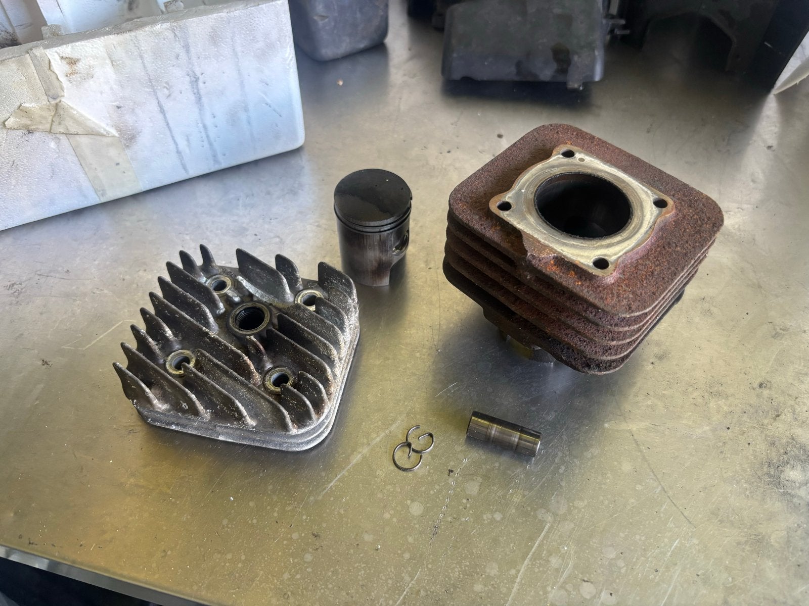 50cc piaggio 2t origineel - cilinderset, Ophalen of Verzenden, Gebruikt, Cilinder