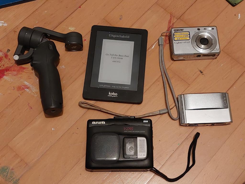 Digitale camera's sony cyber shot kobo ebook aiwa walkman, Ophalen of Verzenden, Sony, Geen optische zoom