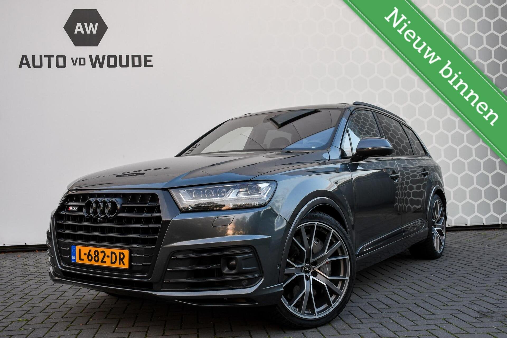 Audi SQ7 4.0 V8 TDI quattro S-line + 7p Ceramic 435PK PANO, Automaat, SQ7, 435 pk, Gebruikt