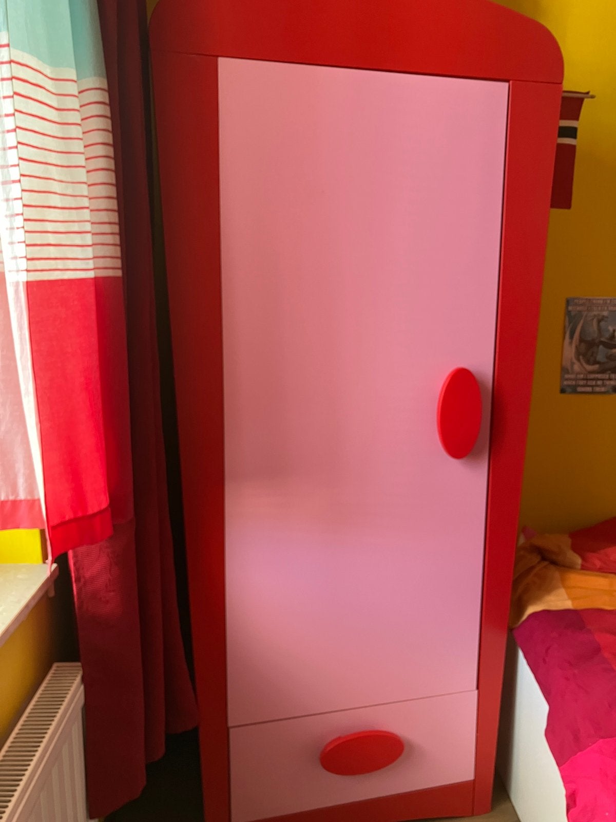 Kledingkast Mammut Ikea roze/rood (tot 1 nov. beschikbaar), Ophalen, Gebruikt, Kast, 50 tot 70 cm