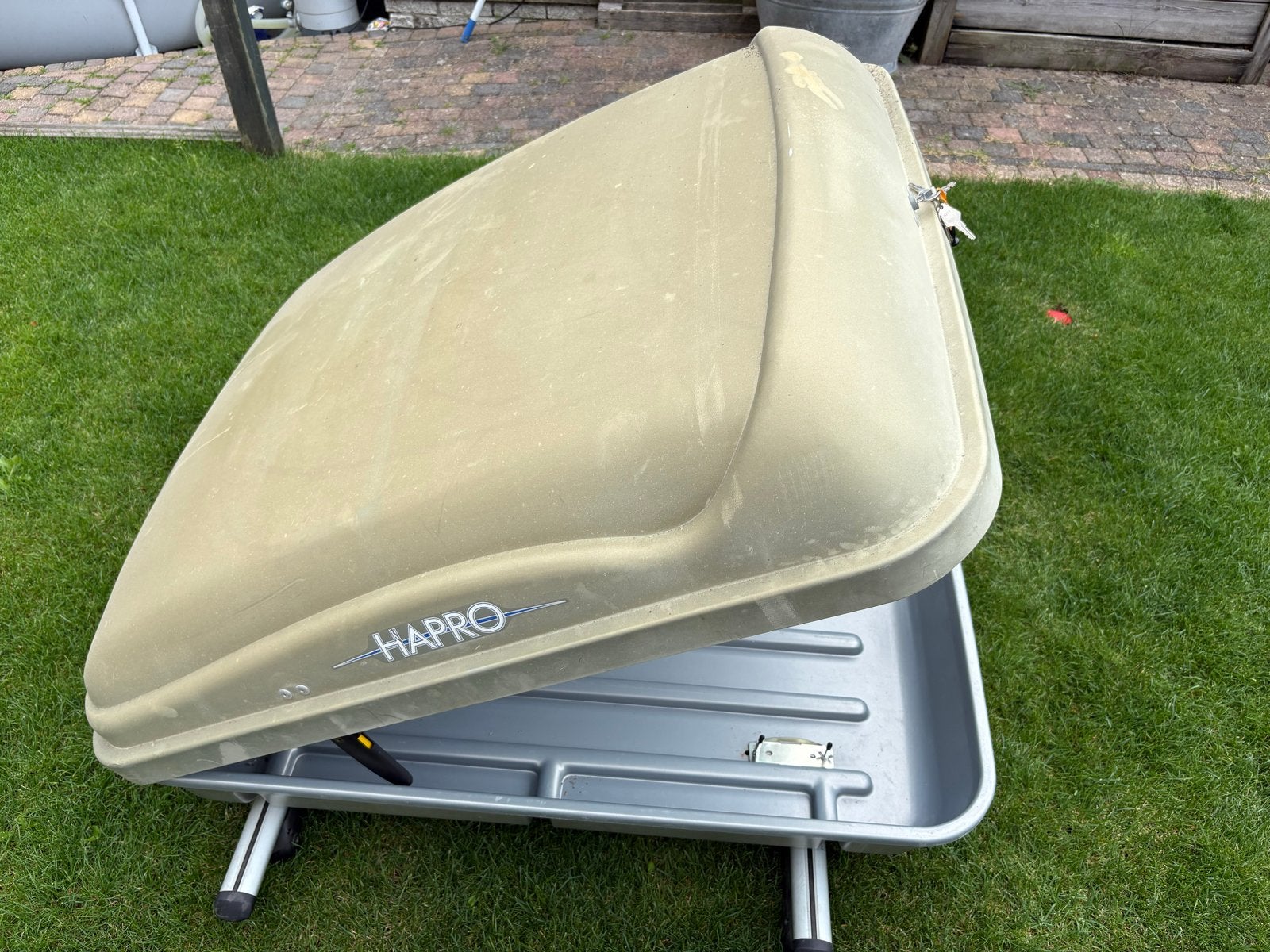 Hapro Dakkoffer incl dakdragers, Ophalen, Gebruikt