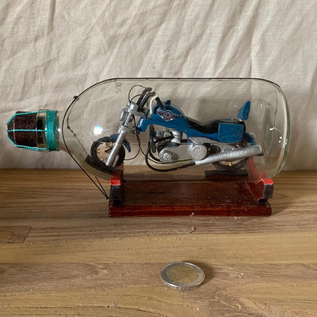 Motor in fles - handgemaakt - TTM Wonen, TTM Wonen, Meubels – (Perzische) Tapijten en Woonaccessoires, Meerkleurig, Overige materialen