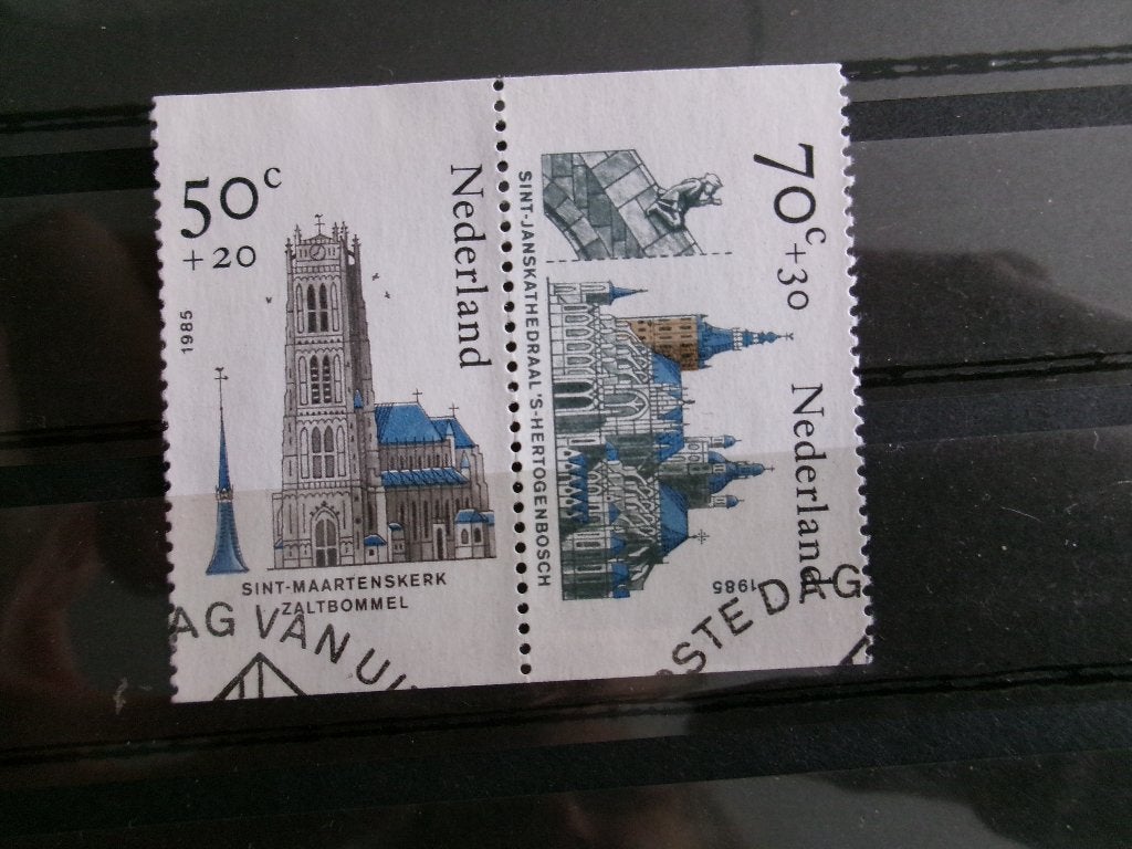 1985 - duo zomerzegels 50 en 70 twee zijden ontetand (923a), Ophalen of Verzenden, Gestempeld