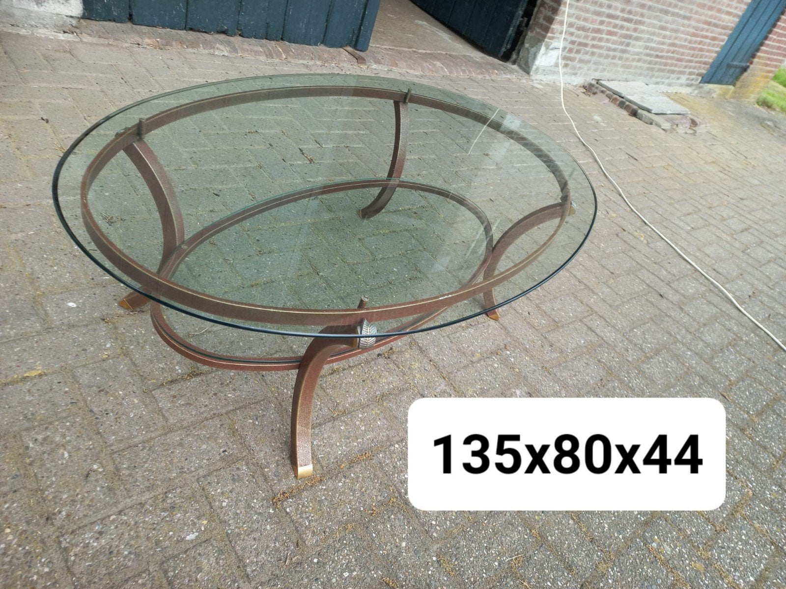 Ovale glazen salontafel met metalen onderstel, Ophalen, Gebruikt, Ovaal