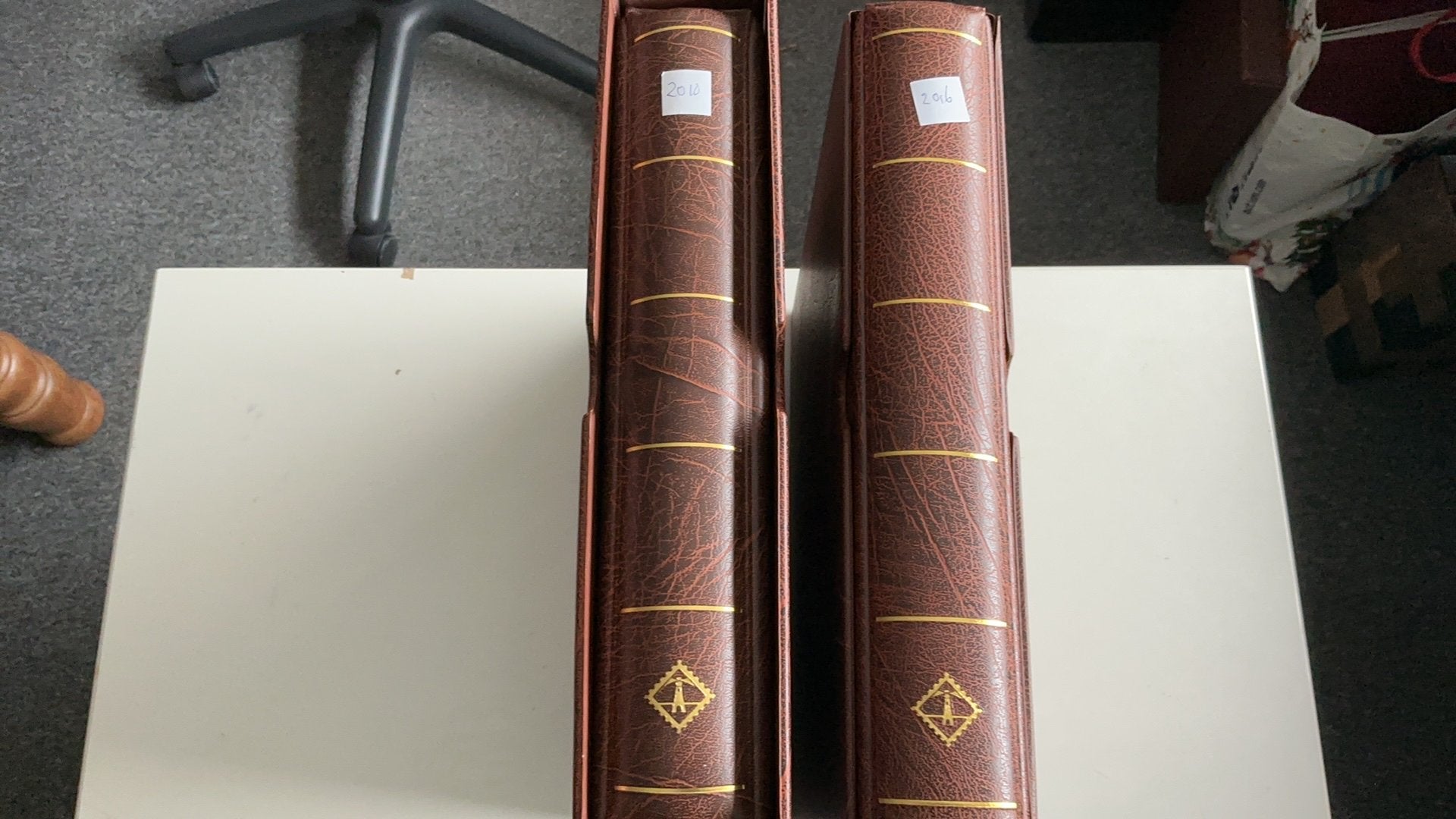 Frankrijk, 2 luxe lege gebruikte albums 2010/2018, Verzenden, Verzamelalbum