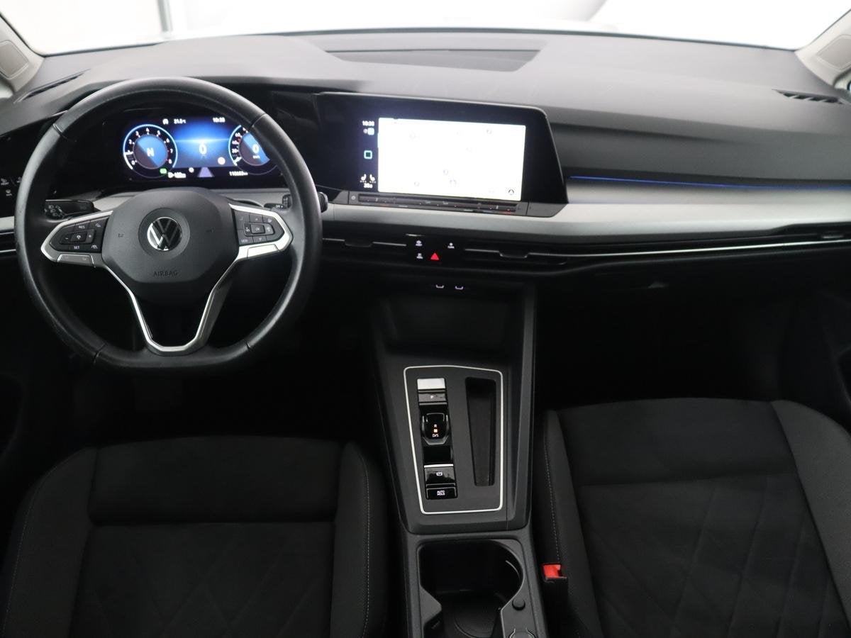 Volkswagen Golf Variant 1.5 eTSI Life Business | Trekhaak |, Auto's, Euro 6, 4 cilinders, 700 kg, Wit