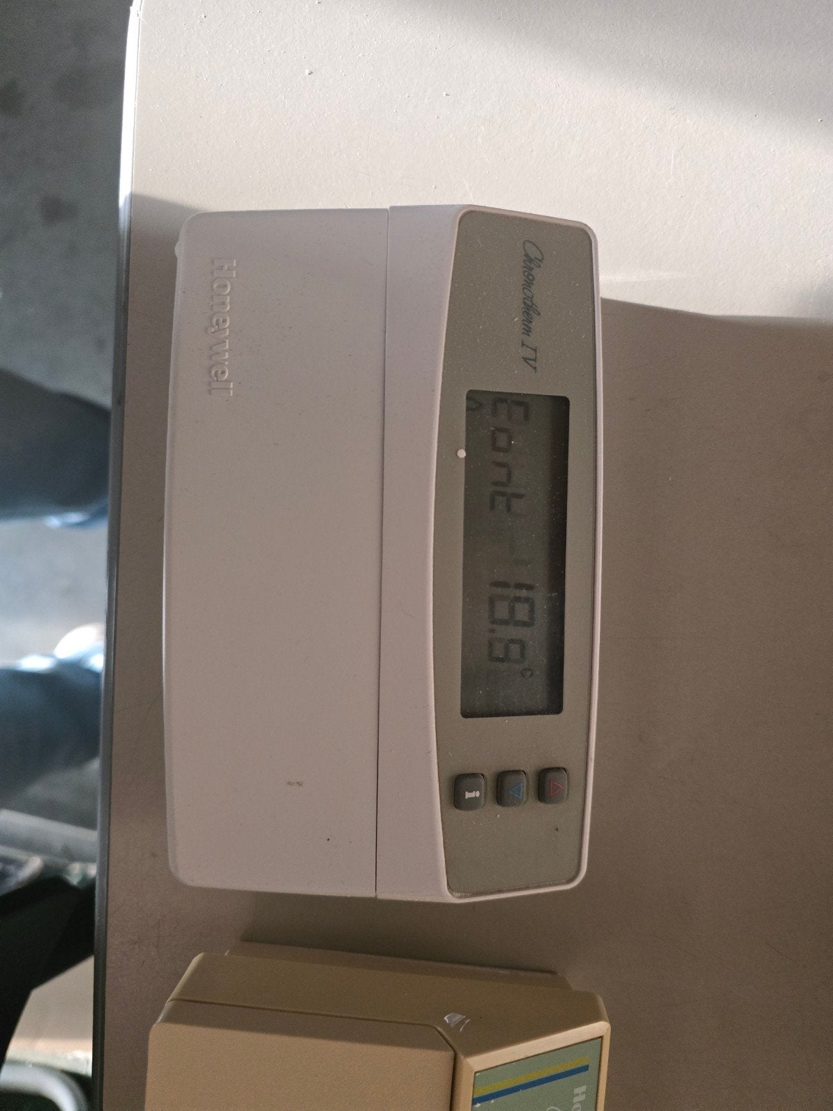 Honeywell Chronotherm IV en III Thermostaten, Ophalen of Verzenden, Slimme thermostaat, Gebruikt