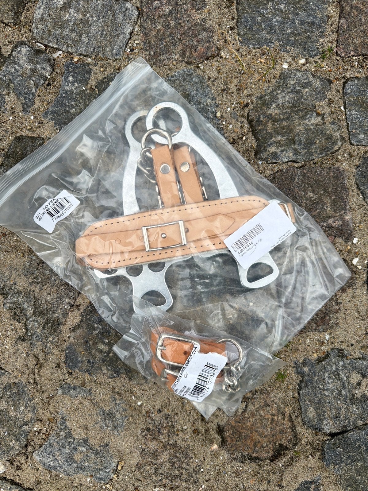 Hackamore agradi, Ophalen, Nieuw, Overige soorten
