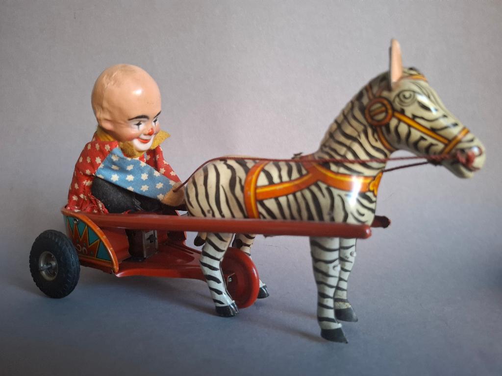 NBN  W.Germany  clown op ezelkar, Ophalen of Verzenden