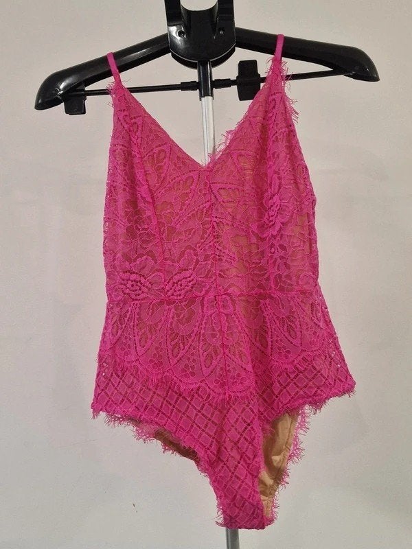 Vera & Lucy Roze Kant Bodysuit Maat L, Ophalen of Verzenden, Zo goed als nieuw, Roze, Zonder mouw