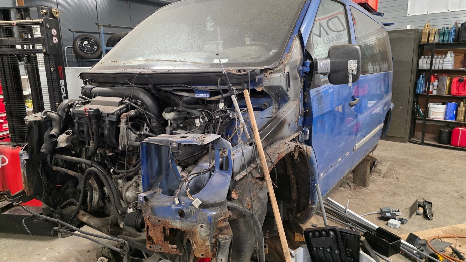 Mercedes-Benz Vito W638 112CDI in onderdelen, Ophalen of Verzenden, Gebruikt, Mercedes-Benz