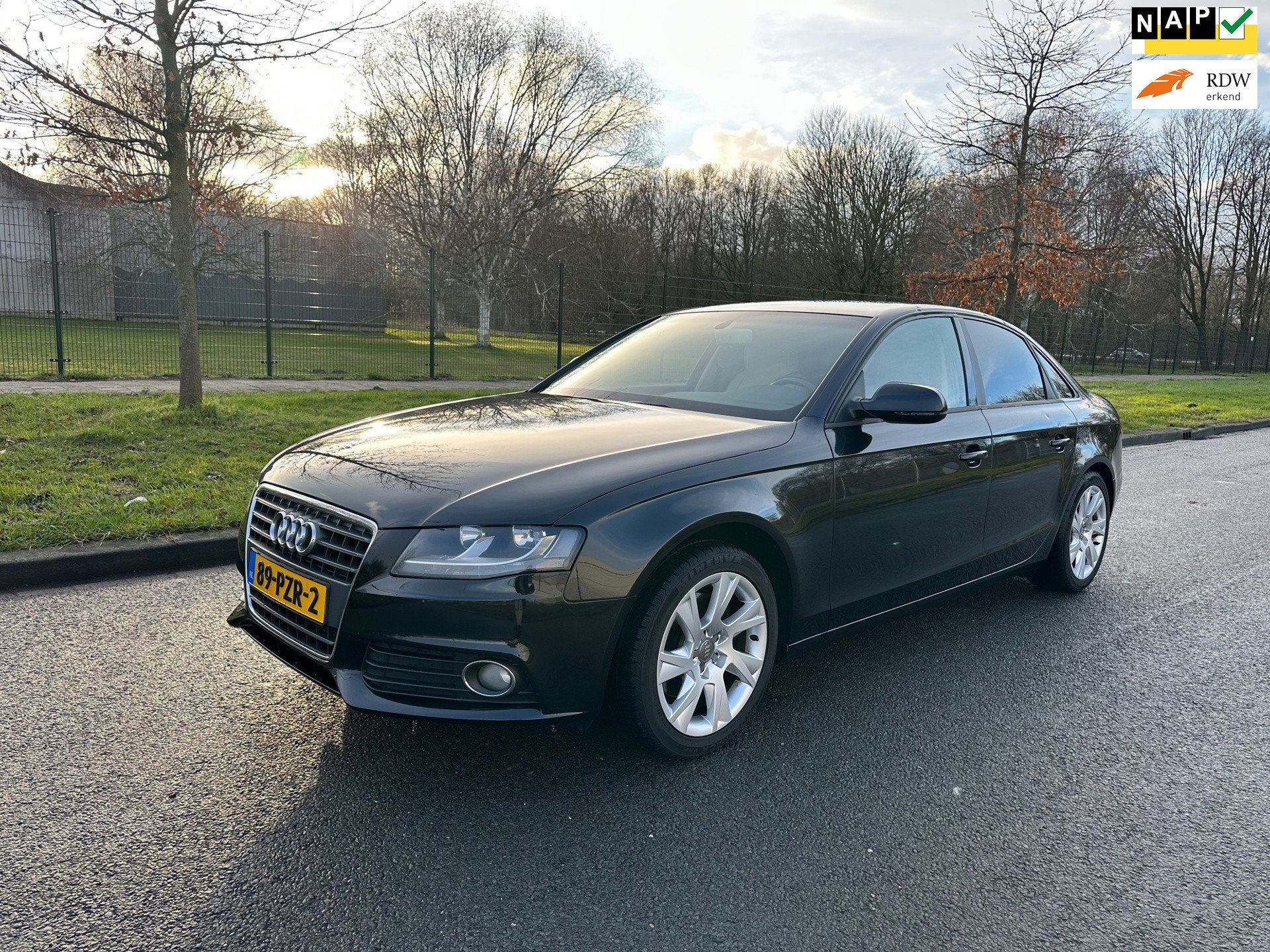 Audi A4 Limousine 2.0 TFSI Pro Line Business, Auto's, Voorwielaandrijving, Euro 5, Stof, Gebruikt