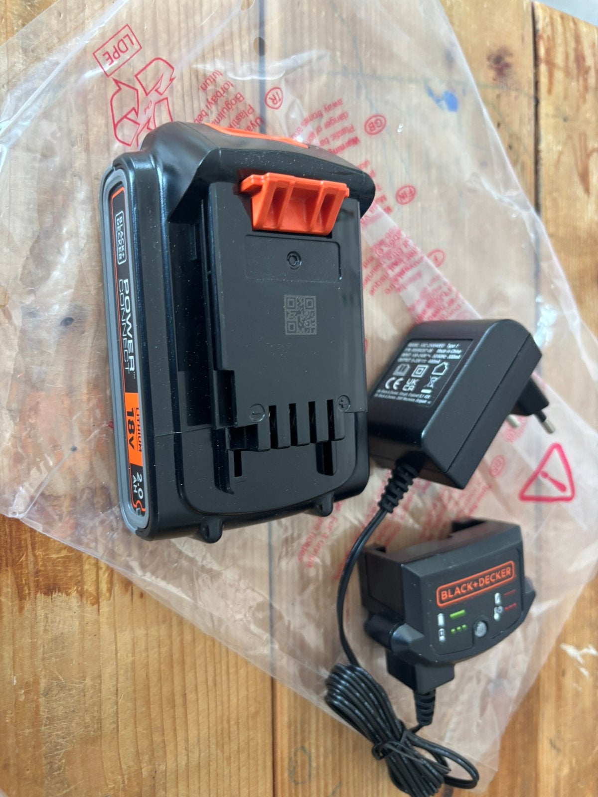 Nieuwe black & becker accu incl lader 18v 2.0AH, Ophalen of Verzenden, Zo goed als nieuw, Overige typen