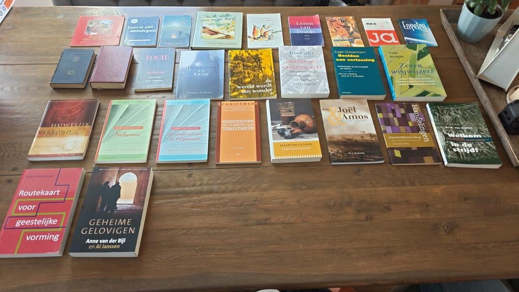 Bijbelstudieboeken, Ophalen, Zo goed als nieuw