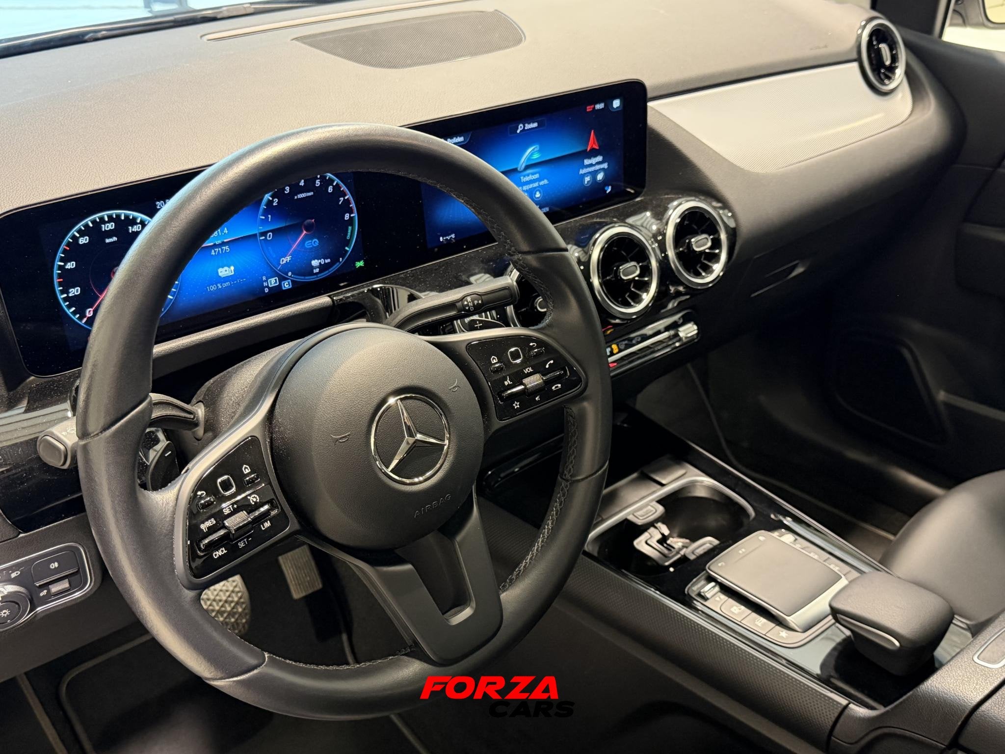 Mercedes-Benz B-klasse 250 e Luxury Line | Camera | Trekhaak, Auto's, Gebruikt, 4 cilinders, 16 kWh, Leder en Stof