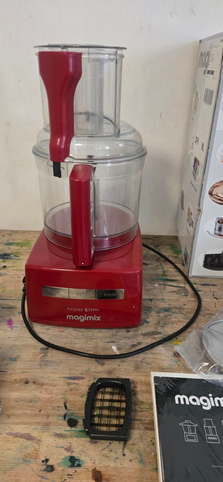 Magimix Cuisine 5200XL Foodprocessor Rood, Gebruikt, Ophalen of Verzenden, Vaatwasserbestendig, 3 snelheden of meer