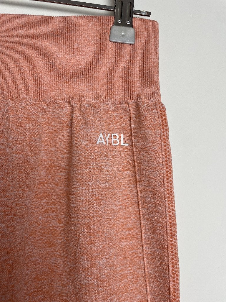 Aybl Motion legging tight maat M perzik oranje, Maat 38/40 (M), AYBL, Unit 2 Velocity Way  Redditch  England  B98 7FX  United Kingdom