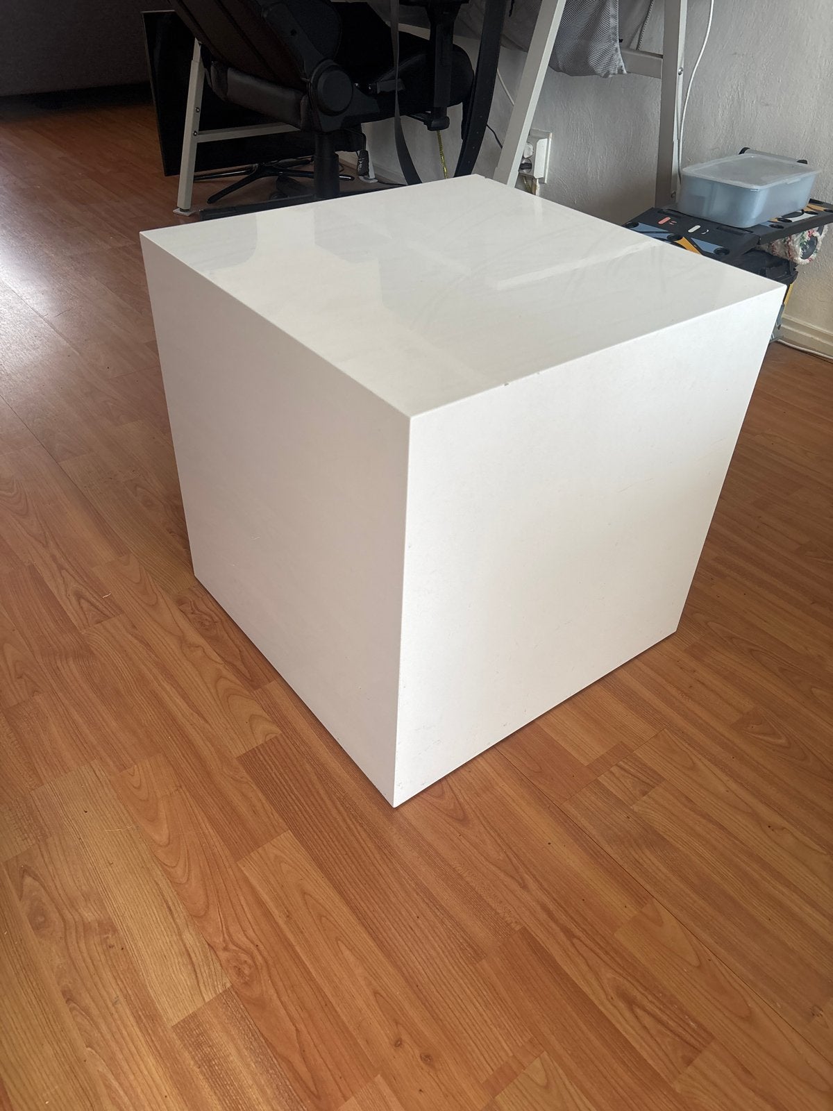 Witte kubus bijzettafel / display standaard, Ophalen of Verzenden, Gebruikt