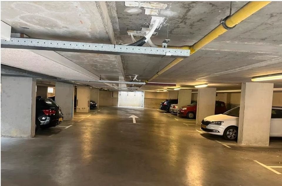 Overdekte Parkeerplaats Eelderdiephof, Huizen en Kamers, Utrecht-stad