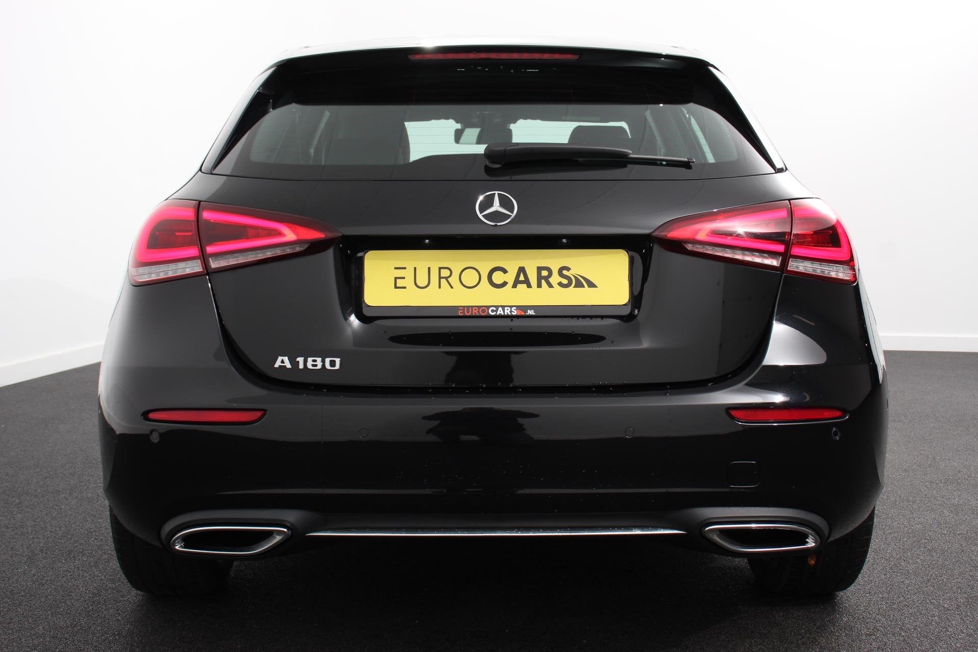 Mercedes-Benz A-klasse 180 7-DCT Progressive Style Plus Navi, Auto's, 136 pk, Gebruikt, 4 cilinders, Leder en Stof