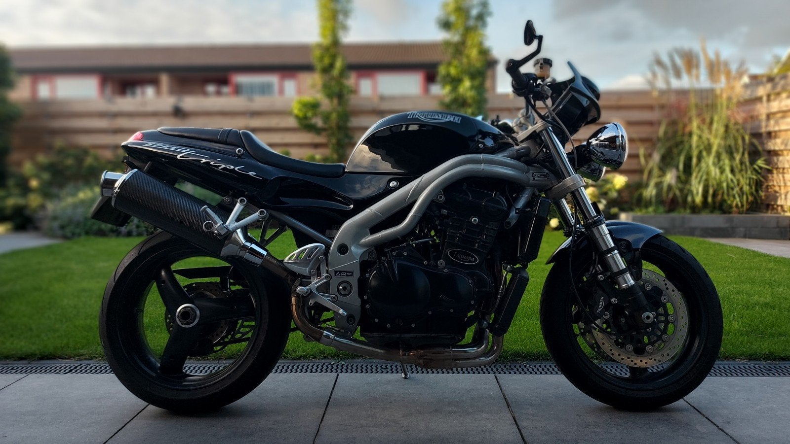 Triumph Speed Triple T509 | 1998 | 40.251 km | Zeer nette st, Sportuitlaat, Occasion, Motorrijbewijs A, 3 cilinders