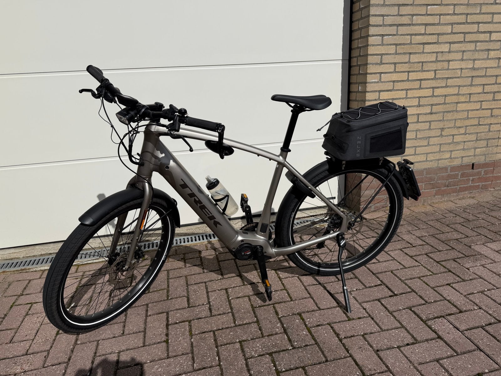 Trek Allant+ 8 XL speed pedelec met bagagekoffer