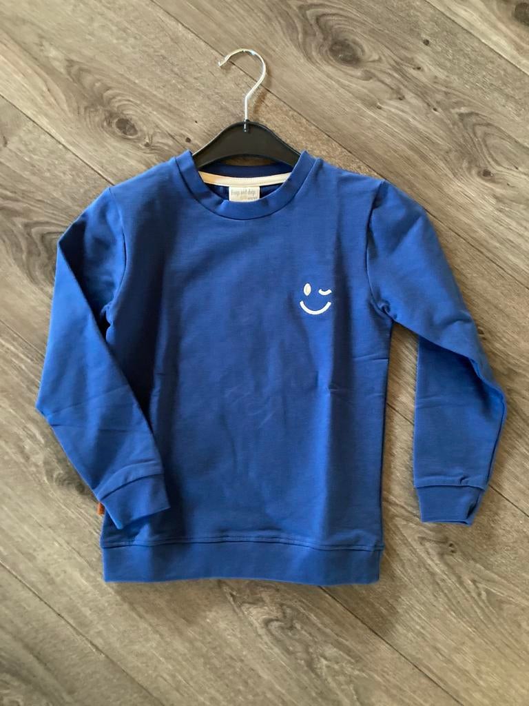 FROGS AND DOGS trui smiley nieuw mt 104, Ophalen of Verzenden, Nieuw, Jongen, Trui of Vest