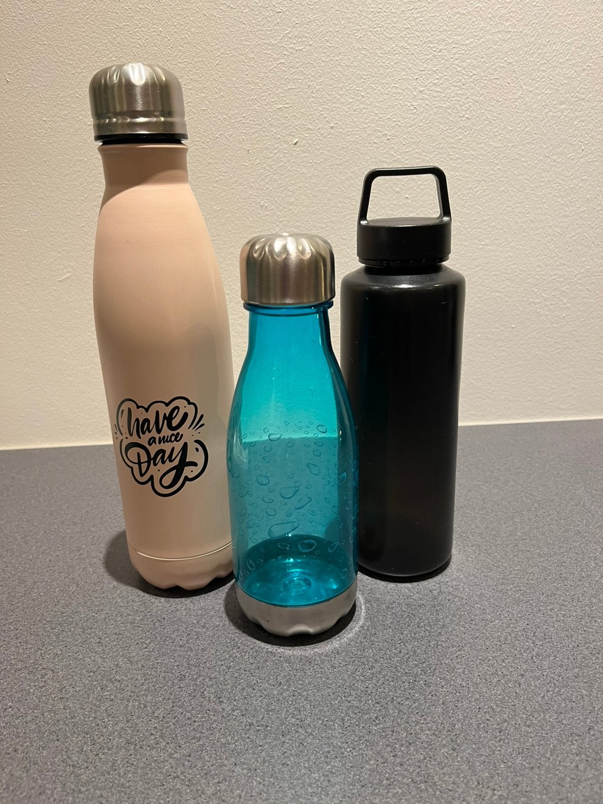 Drinkflesjes, €1,- per stuk., Ophalen, Zo goed als nieuw