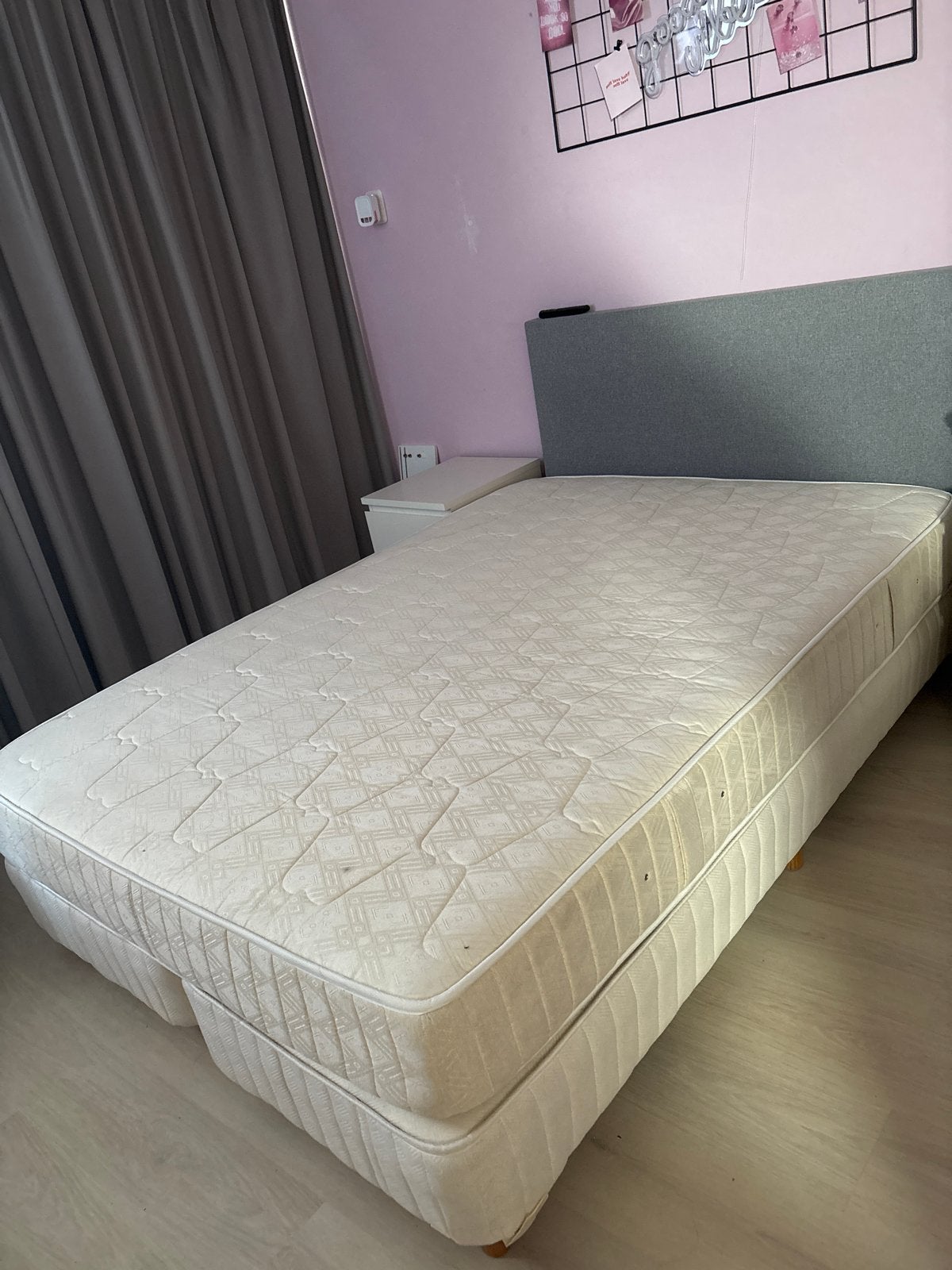Eenpersoons boxspring met matras en hoofdbord, Ophalen, Gebruikt, 90 cm, Eenpersoons