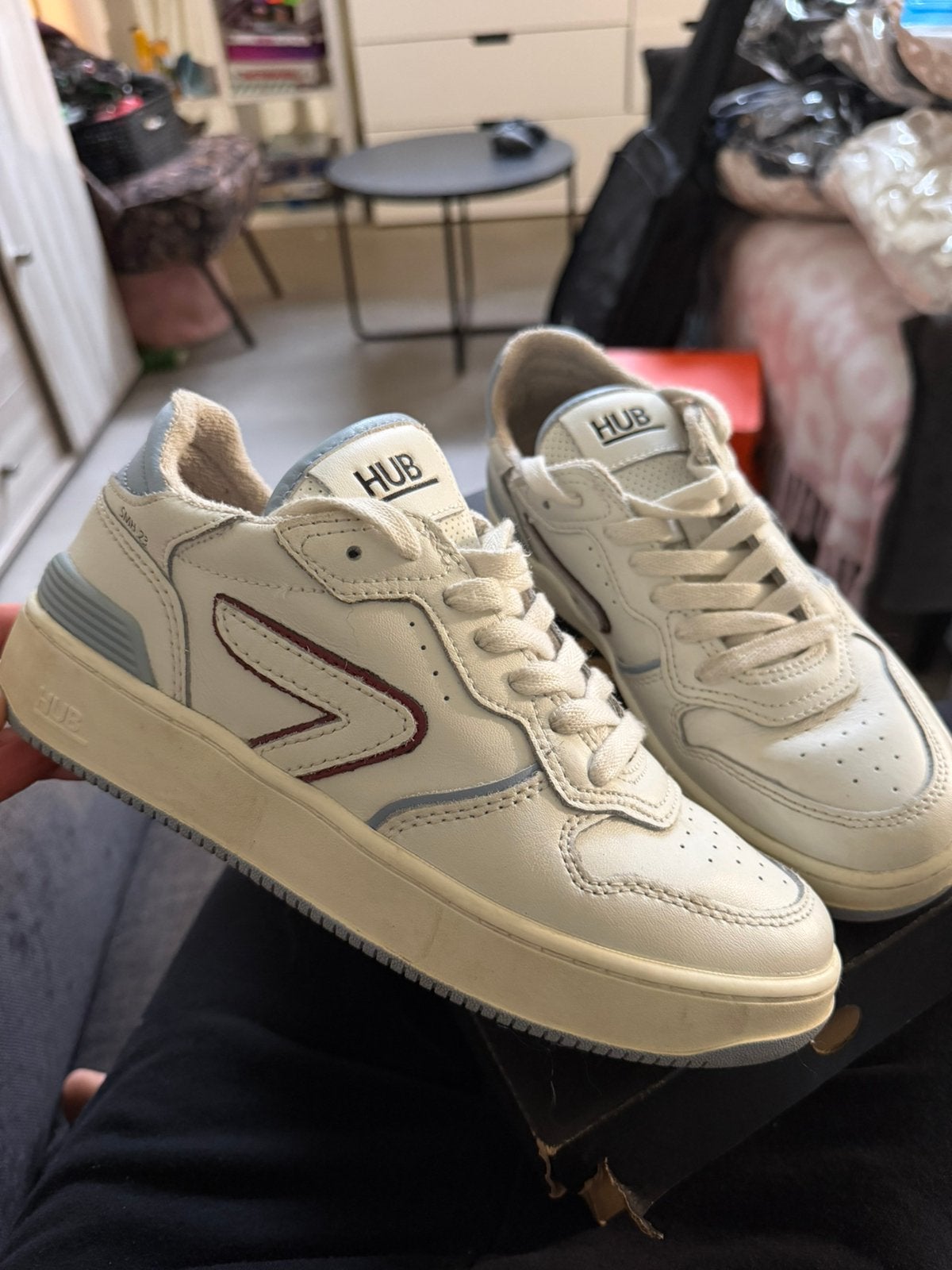 Hub sneakers, Ophalen of Verzenden, Zo goed als nieuw, Sneakers of Gympen