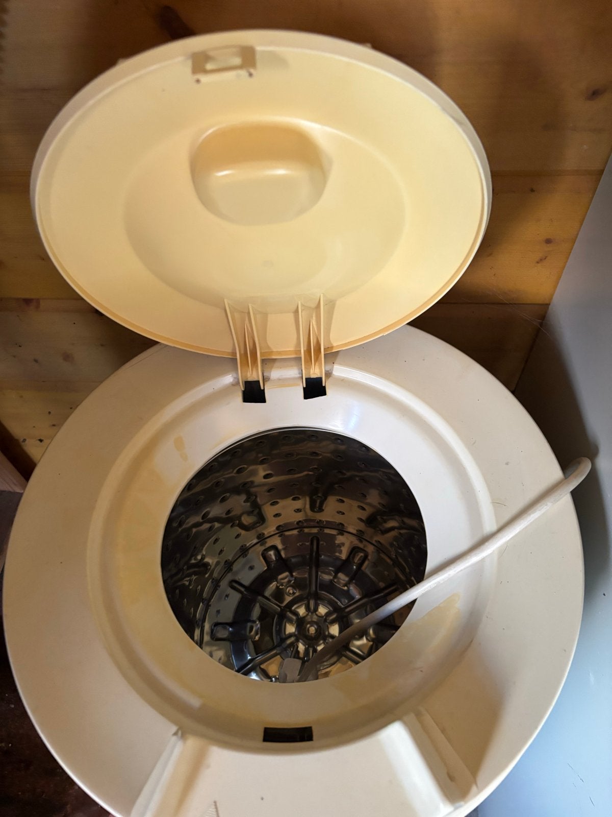 Centrifuge - Compact en Krachtig, Ophalen, 1200 tot 1600 toeren, Gebruikt, Minder dan 85 cm