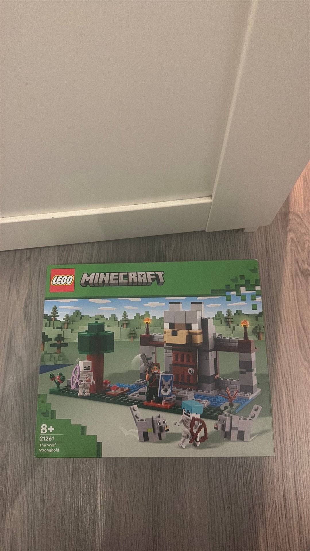 Lego Minecraft 21261 Sealed box The Wolf Stronghold, Kinderen en Baby's, Ophalen, Zo goed als nieuw