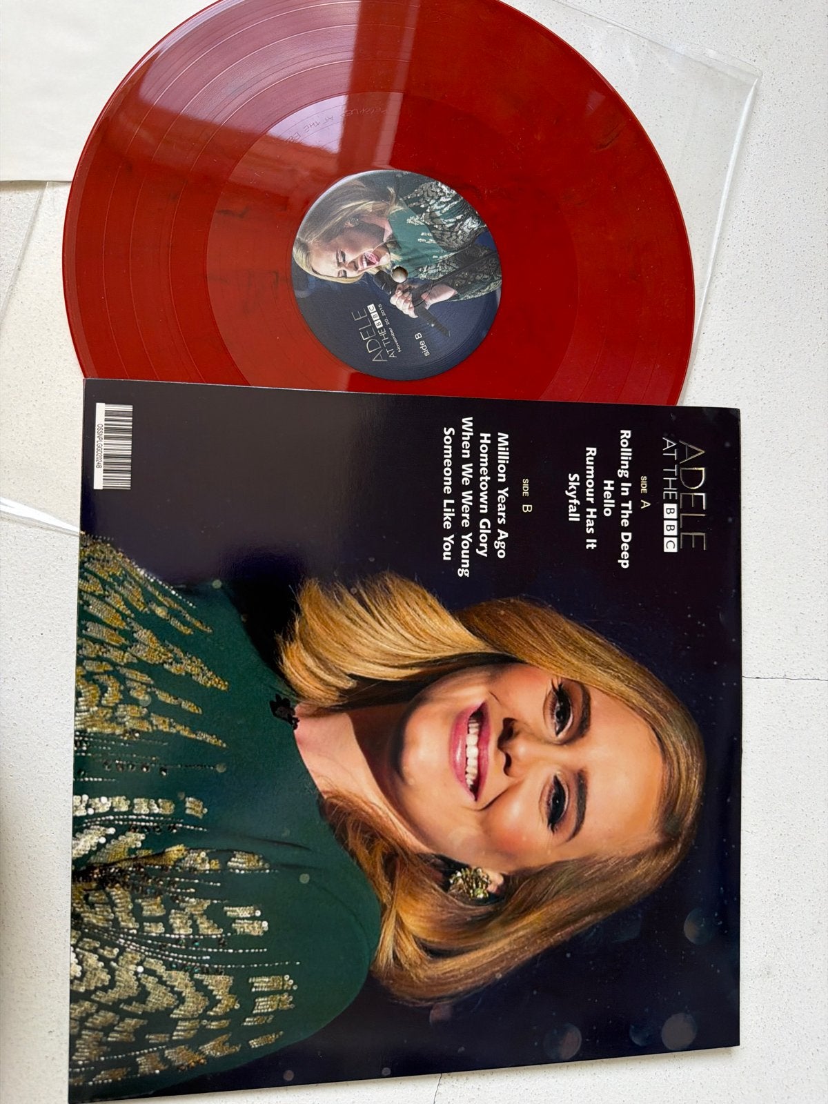 Adele - At The BBC LP - Limited Edition Rood Vinyl, Limited edition, Ophalen of Verzenden, Nieuw in verpakking, 12 inch