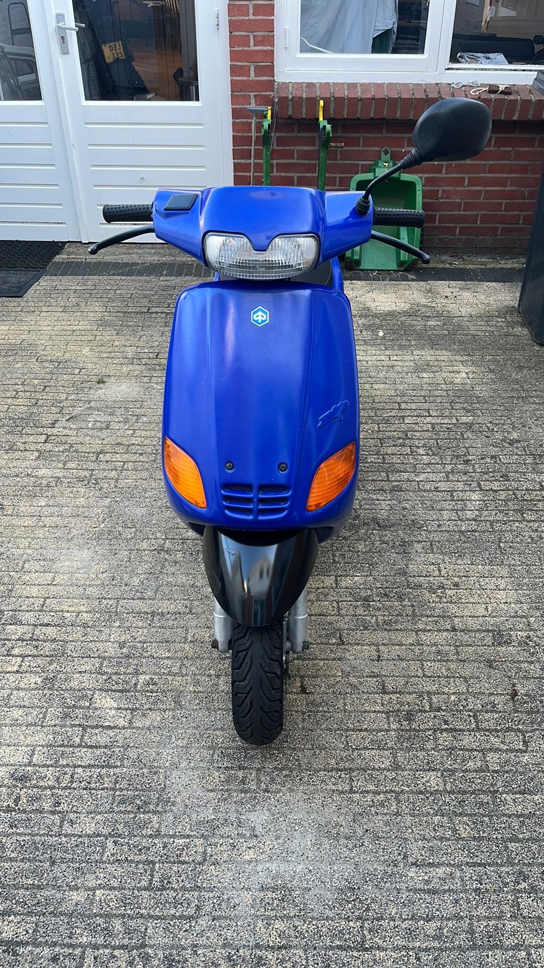 Piaggio zip type 2, Ophalen, Maximaal 45 km/u, Zo goed als nieuw, Benzine