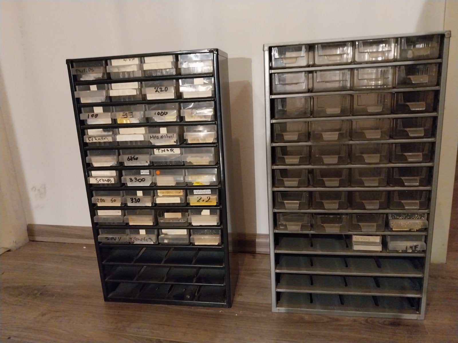 2 Raaco sorteer bakjes, Ophalen, Gebruikt
