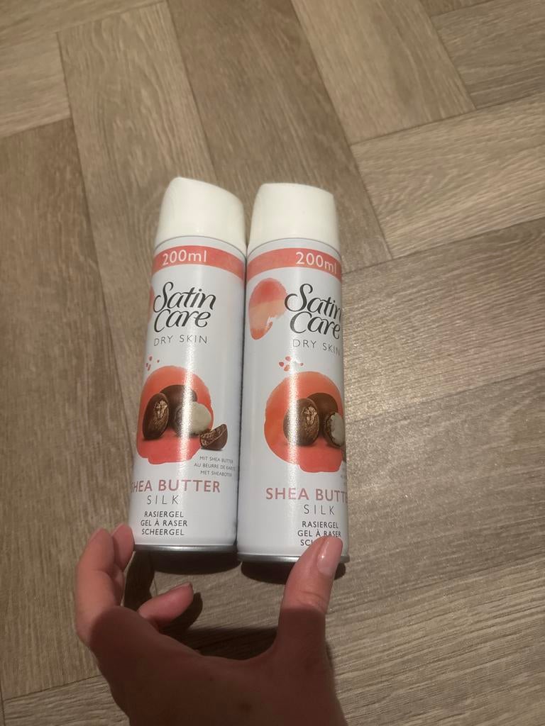 Satin Care Scheergel Shea Butter Silk - 200ml, Sieraden, Tassen en Uiterlijk, Uiterlijk | Lichaamsverzorging, Ophalen of Verzenden