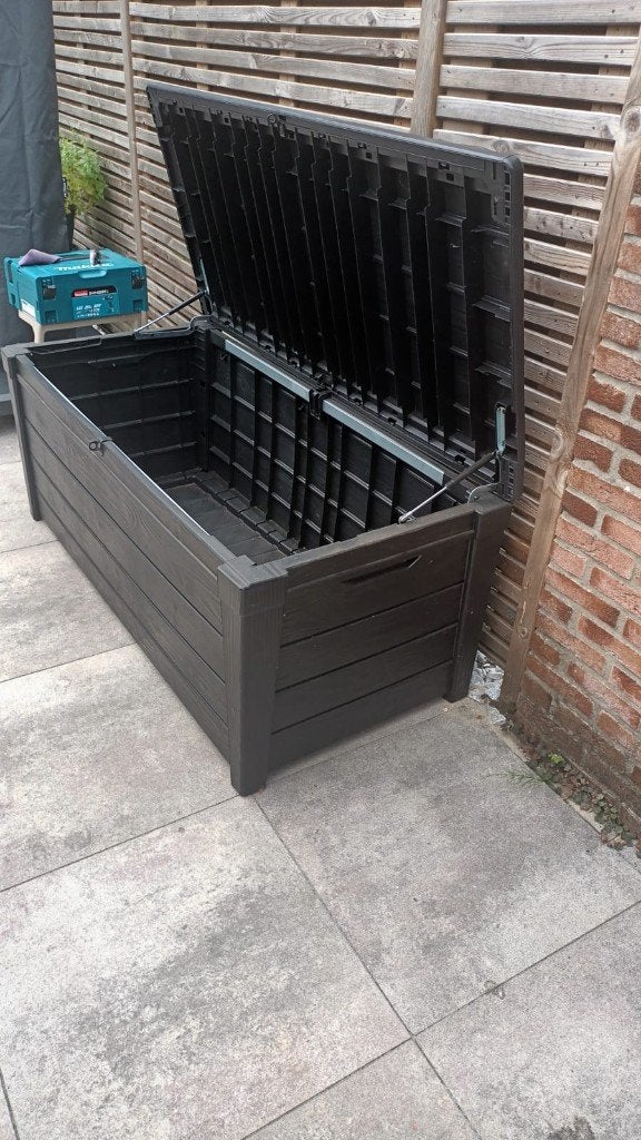 Keter Westwood opbergbox 570L antraciet, Ophalen, Gebruikt, Kunststof, Overige typen