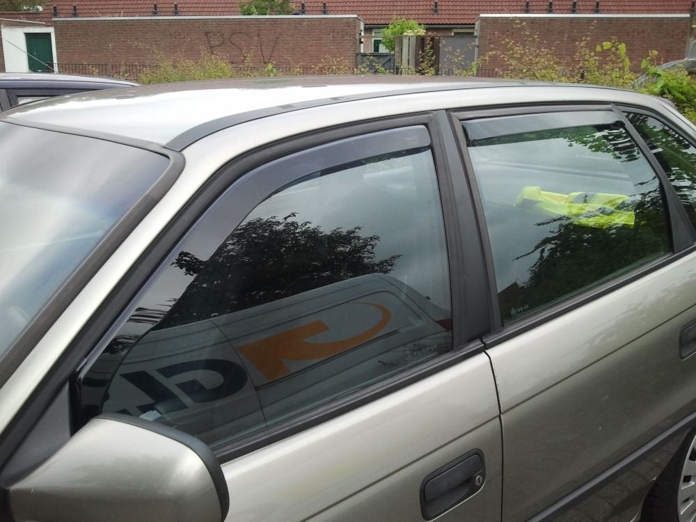 Opel Astra donkere zijwindschermen raamspoilers visors, Ophalen of Verzenden, Nieuw