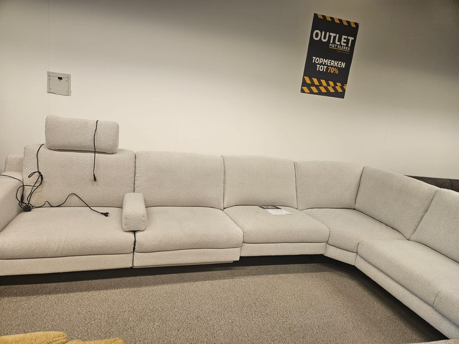 Nieuwe! Comfortabele hoekbank - perfect voor elke woonkamer, Huis en Inrichting, Ophalen, 100 tot 125 cm, Hoekbank, Stof