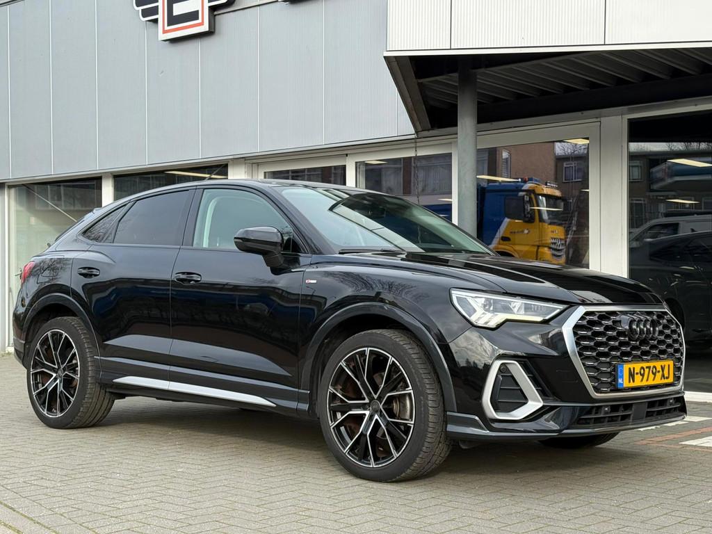 Audi Q3 Sportback 35 TFSI S Edition | Sfeerverlichting, 4 cilinders, 150 pk, 1505 kg, Zwart