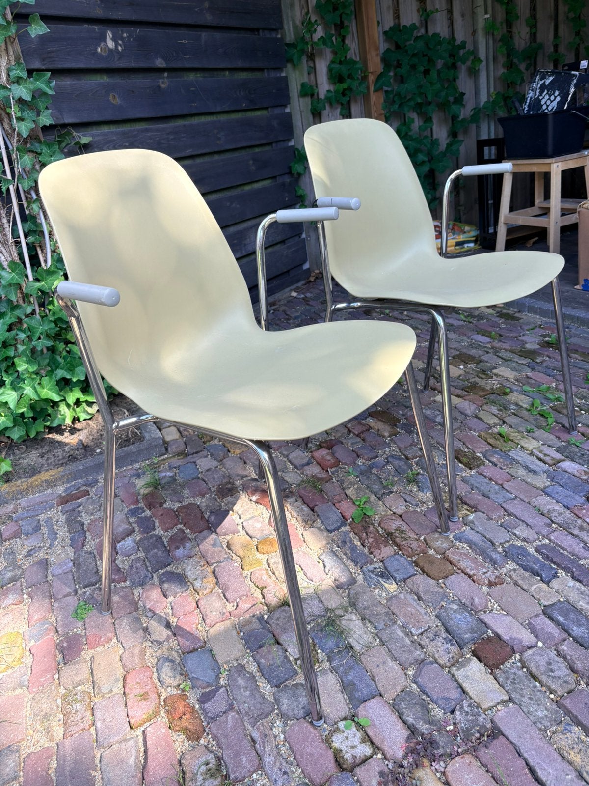 2 eetkamerstoelen IKEA groen, Huis en Inrichting, Ophalen, Kunststof, Twee, Overige kleuren