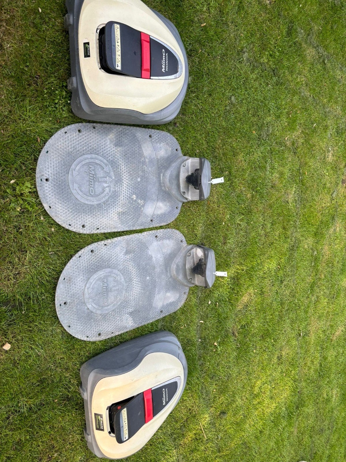 2x Honda Miimo HRM 3000 Robotmaaiers - 4000m2, Gebruikt, Ophalen of Verzenden, Gebruikt, Honda