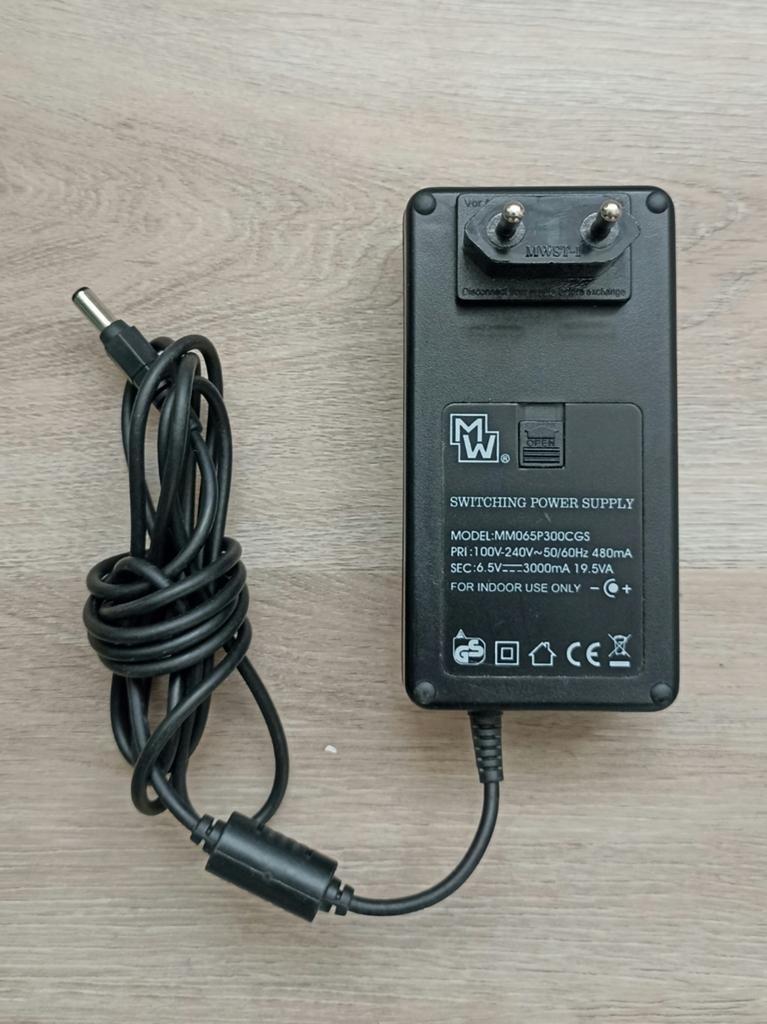 6.5V 3000mA 19.5VA MW Switching mm065p300cgs Laptop oplader, Computers en Software, Laptop-opladers, Ophalen of Verzenden