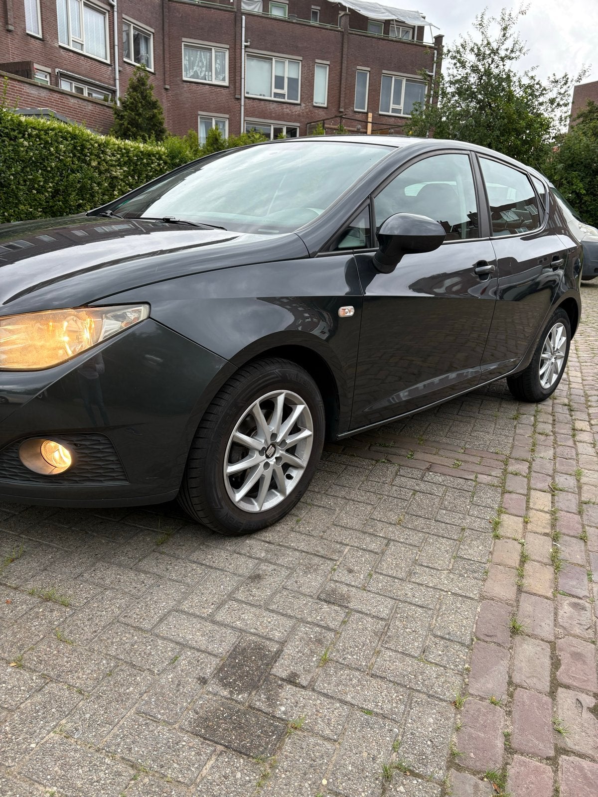 Seat Ibiza 1.4 16V  5DRS 2008 Grijs, Auto's, Seat, Particulier, Ibiza, ABS, Airbags, Airconditioning, Alarm, Automatische klimaatregeling