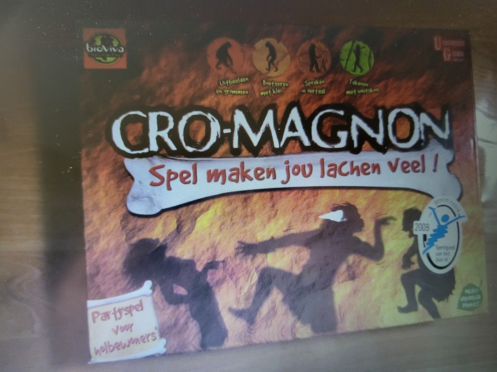 Cro-Magnon: Hilarisch partyspel voor holbewoners, Vijf spelers of meer, Ophalen of Verzenden, Gebruikt, Bioviva