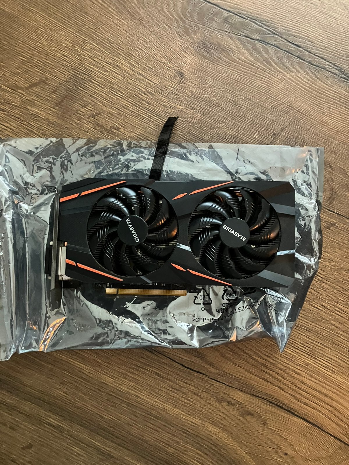 AMD Radeon RX 580 Gigabyte Gaming OC 8GB videokaart, Computers en Software, Videokaarten, PCI-Express 3, AMD, Ophalen of Verzenden