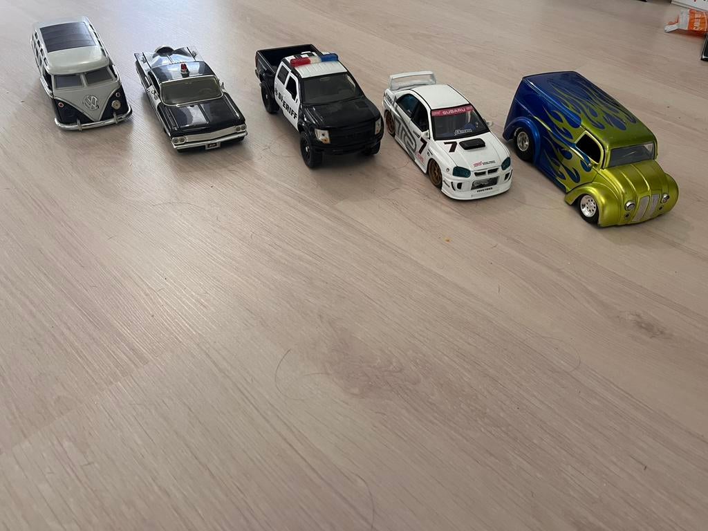 Model autos, Kinderen en Baby's, Speelgoed | Speelgoedvoertuigen, Ophalen of Verzenden, Zo goed als nieuw