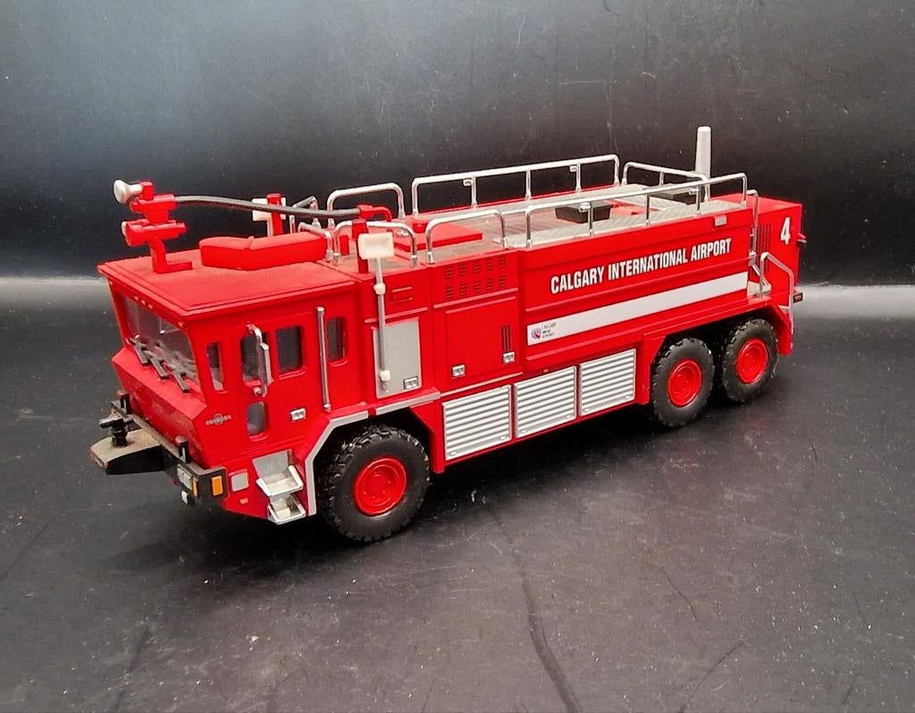 Oshkosh Crash Fire Truck Diecast 1:64 Model, Overige merken, 1:32 tot 1:50, Nieuw, Ophalen of Verzenden