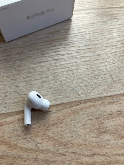 Apple airpods Pro 2nd generation oortje links (deels defect), In-ear, Ophalen of Verzenden, Wit, Apple