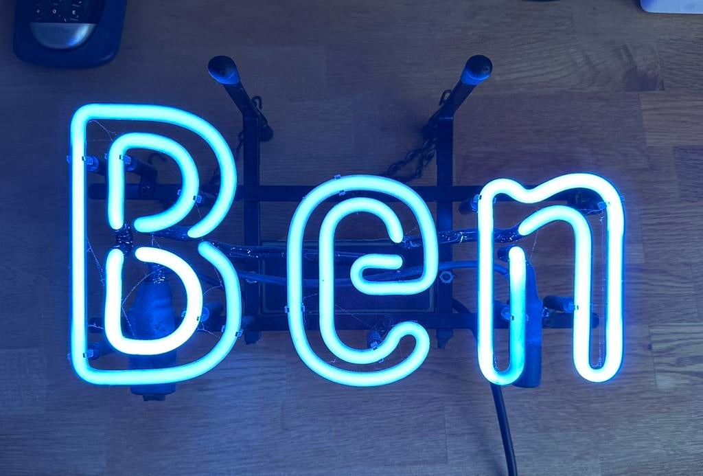Ben neon verlichting, Ophalen, Gebruikt